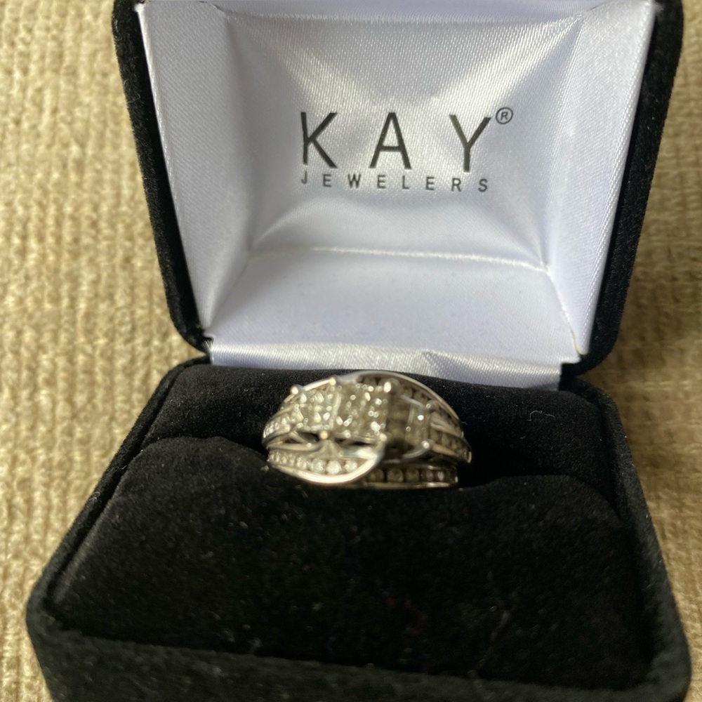 10k White Gold diamond engagement ring